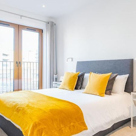 St Albans 2 Bed Luxury City Apartment, 5 Mins Walk To Train & Allocated Parking Εξωτερικό φωτογραφία